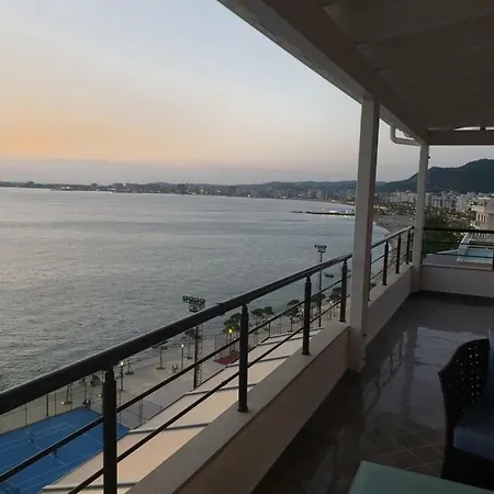 Penthouse Seaview * Wlora